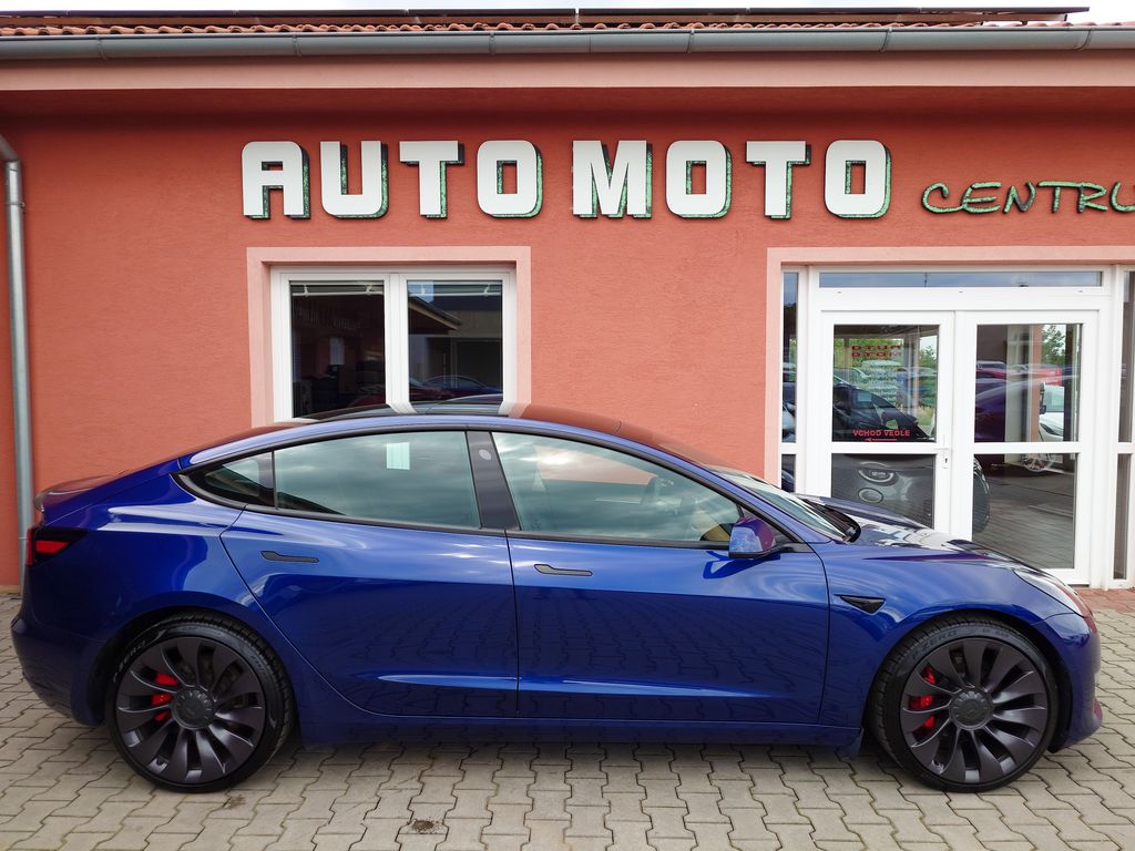tesla-model-3-performance-dual-motor-377kw - 1