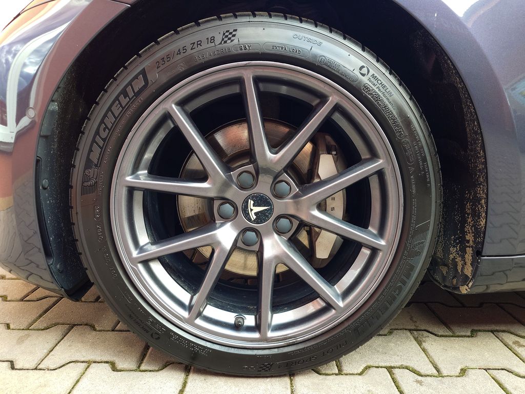 tesla-model-3-standard-plus-rwd-220kw-soh-91 - 9