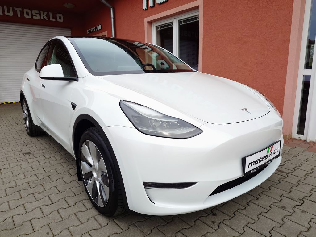tesla-model-y-standard-plus-rwd-220kw-soh-95 - 3