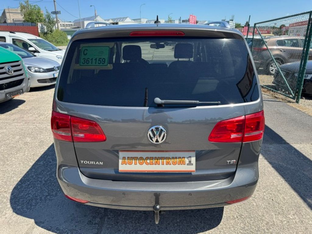 volkswagen-touran-1-4-tsi-103kw-top - 5