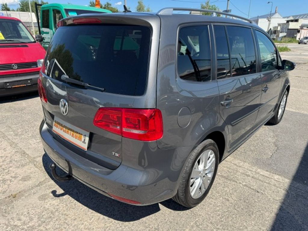 volkswagen-touran-1-4-tsi-103kw-top - 6