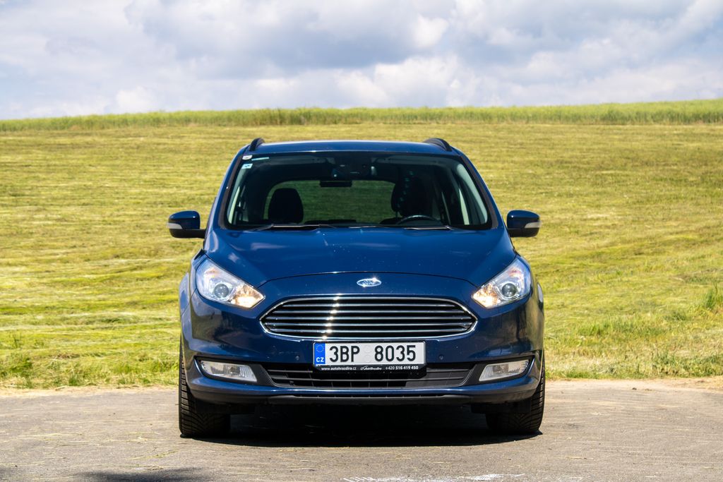 ford-galaxy-business - 1