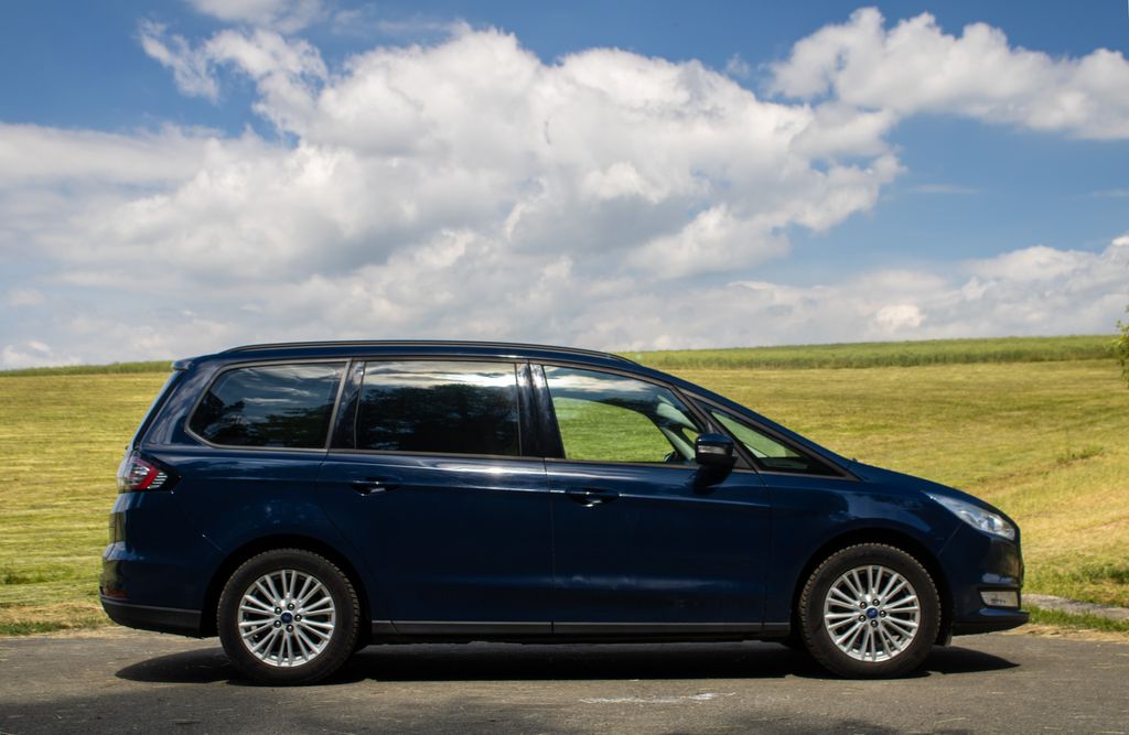 ford-galaxy-business - 3
