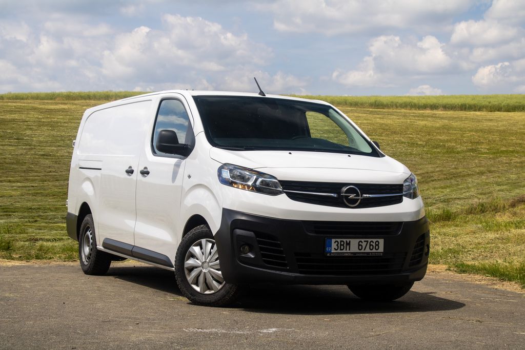 opel-vivaro - 2