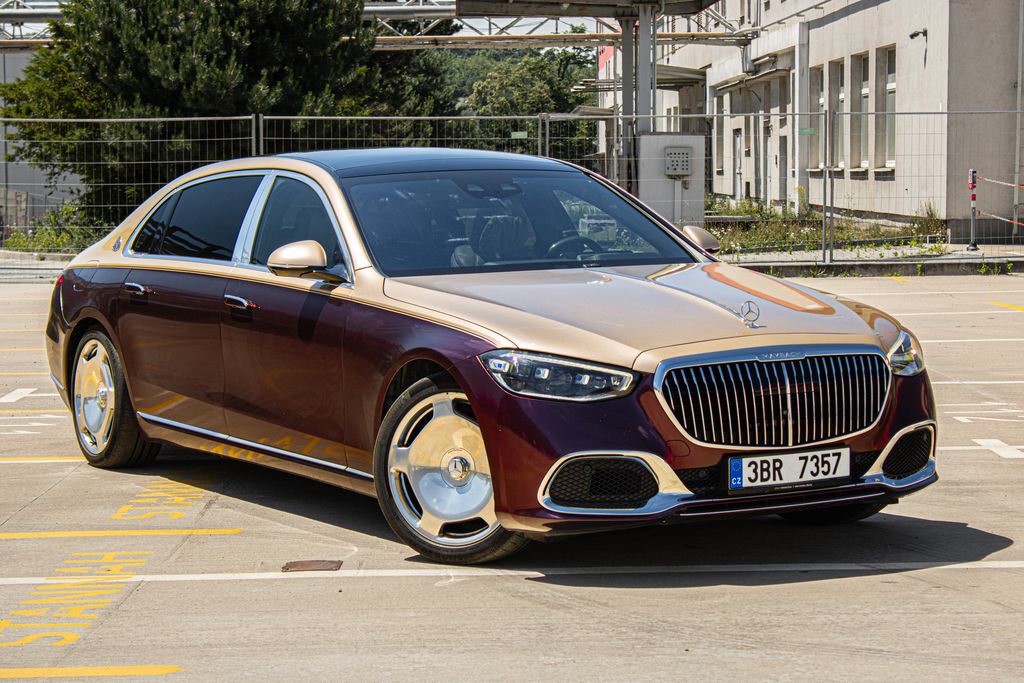 mercedes-benz-tridy-s-maybach - 2