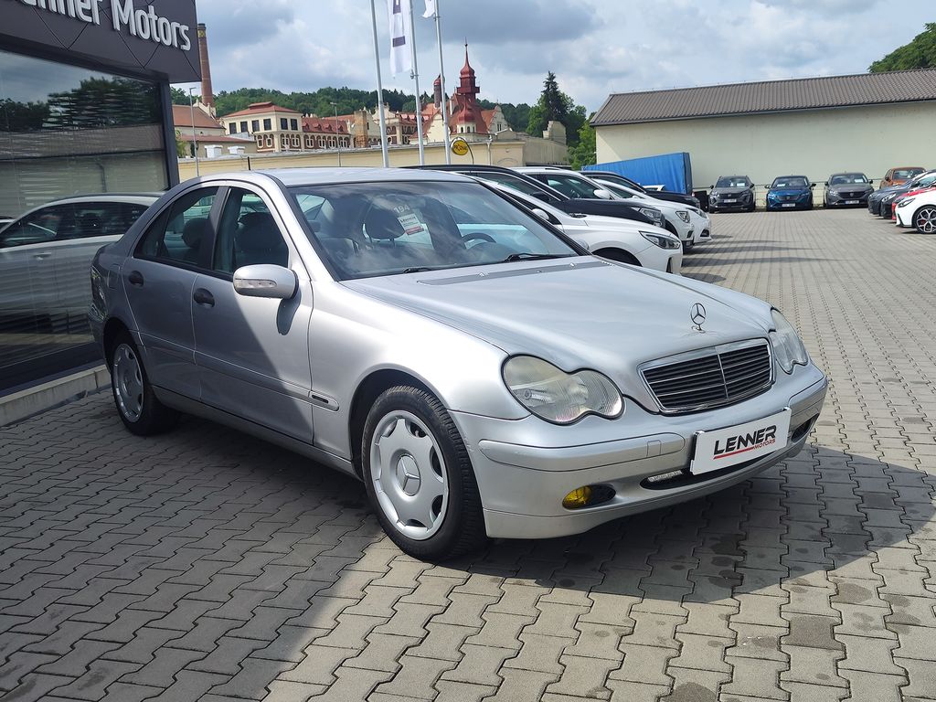 mercedes-benz-tridy-c-c200-2-0-120kw-classic - 2