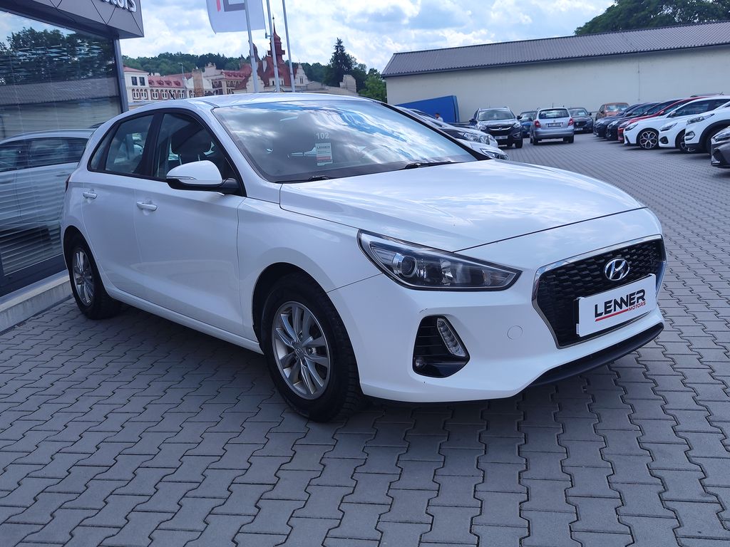 hyundai-i30-1-4i-73kw-trikolor-komfort - 2