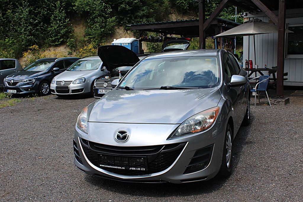 Mazda 3 1.6i 77 kW serv.knížka