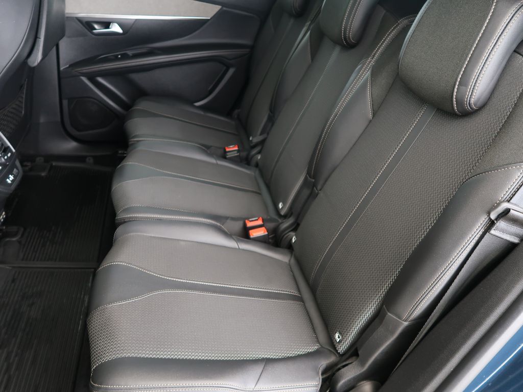 peugeot-5008-1-2puretech-96kw-at-gt-line - 9