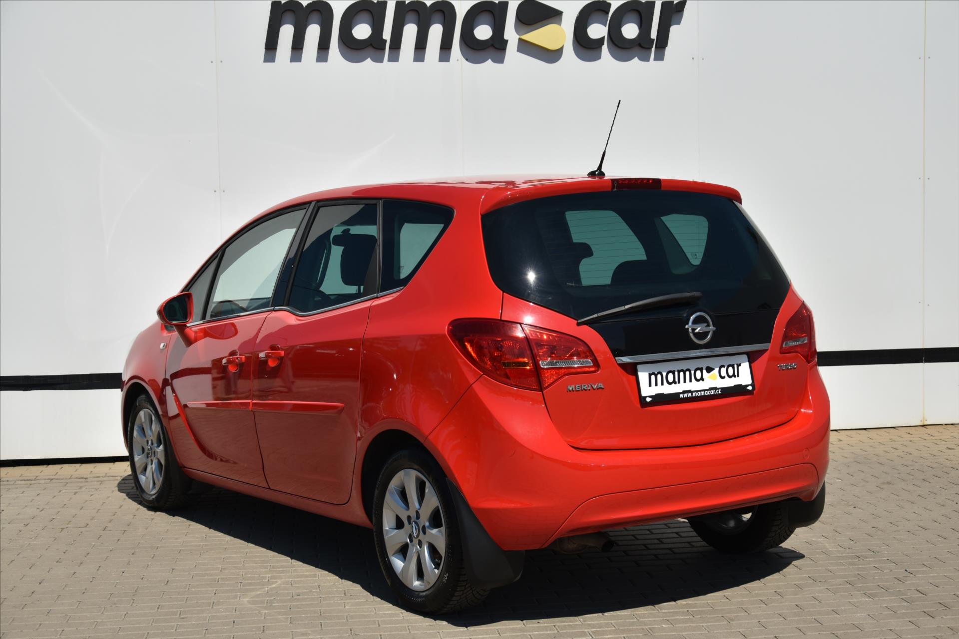 opel-meriva-1-4t-88kw-1-majitel-cr - 4