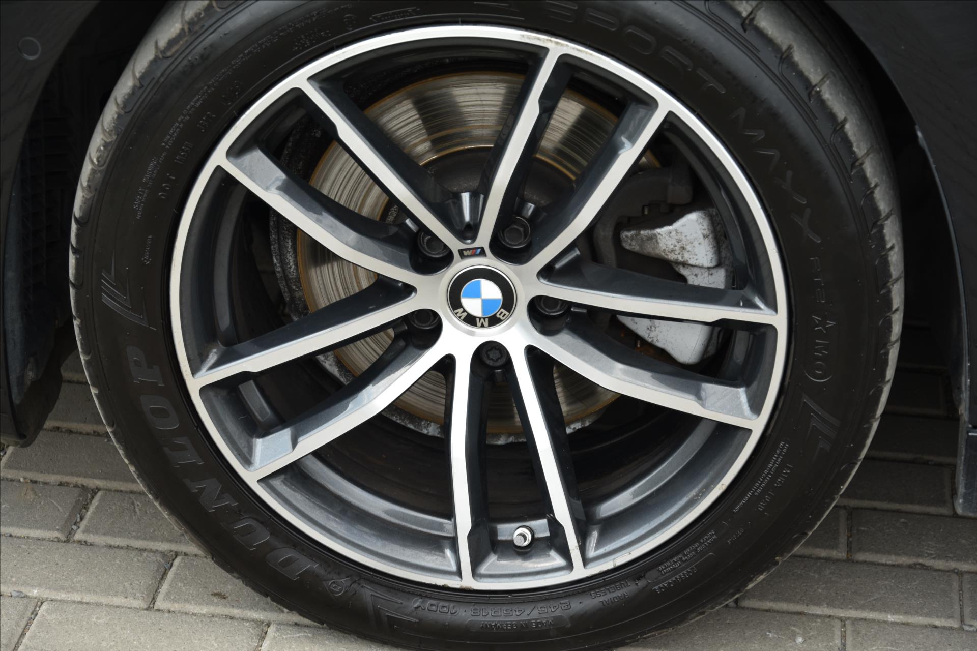 bmw-rada-5-520d-xdrive-m-paket-dph-cr - 8