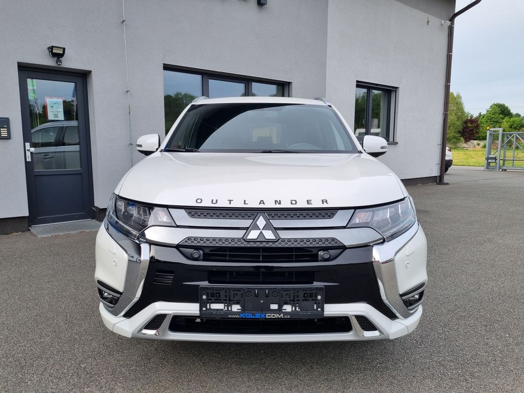 mitsubishi-outlander-2-4-phev-4x4 - 6