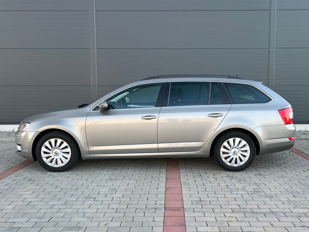 skoda-octavia-1-6-tdi-81kw-style-kamera-p - 7