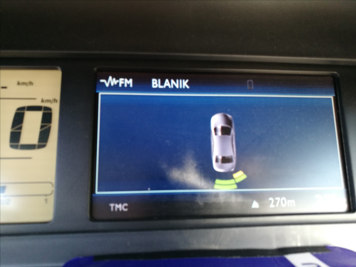 citroen-c4-picasso-1-6-hdi - 7