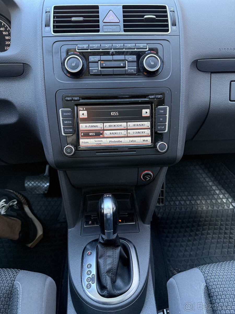 volkswagen-touran-1-4-110-kw-cng-panorama-stk - 7