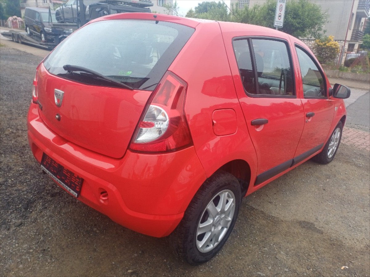 dacia-sandero-1-2 - 3