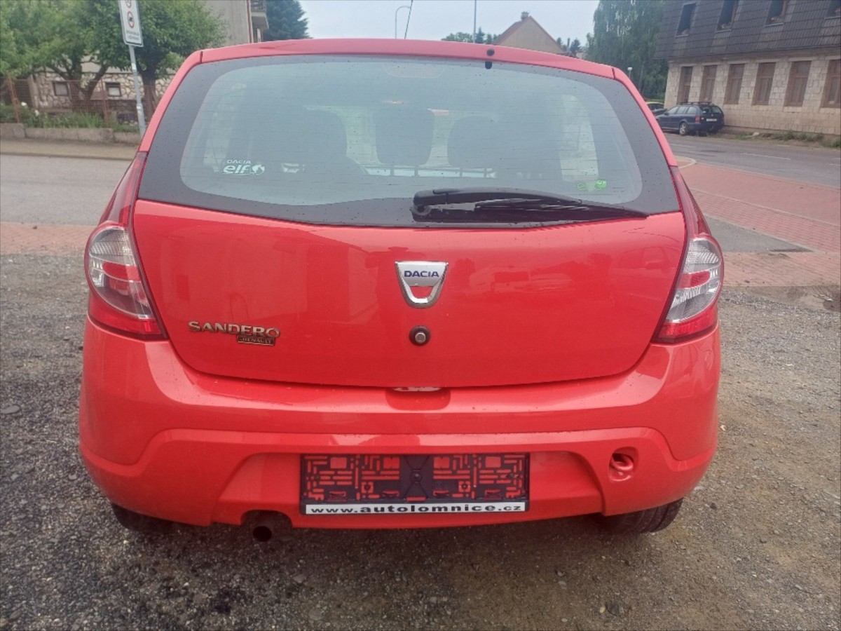 dacia-sandero-1-2 - 4