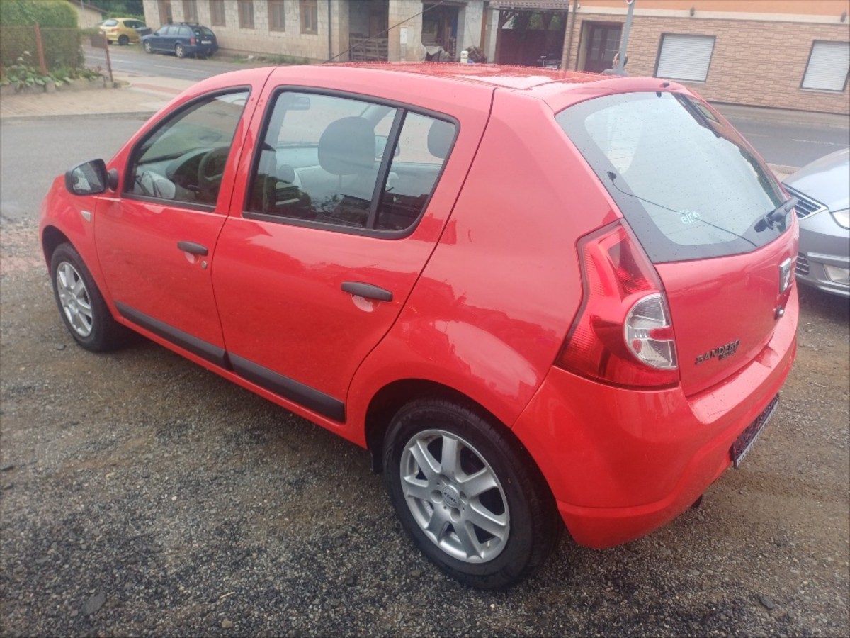 dacia-sandero-1-2 - 5