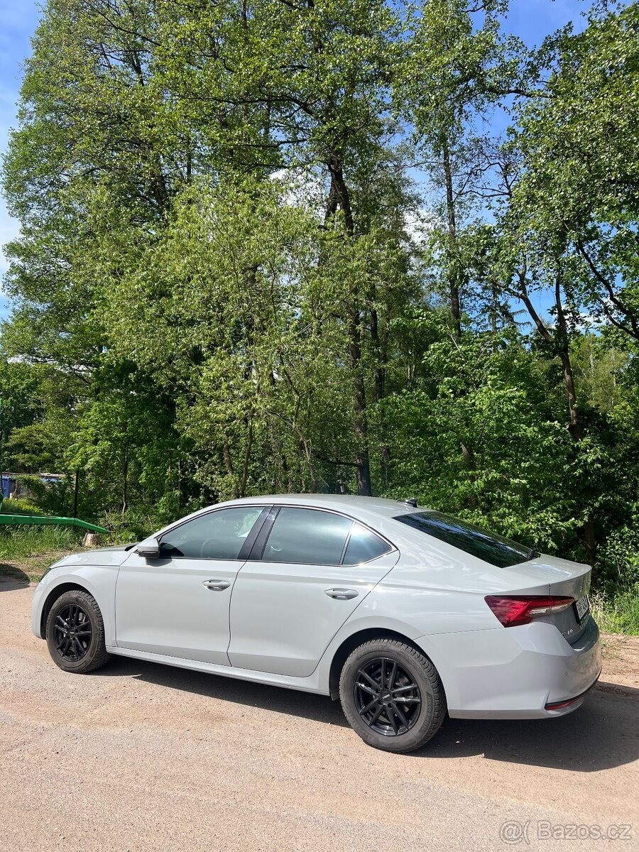 skoda-octavia-2-0-tdi-110-kw-top-selection - 2