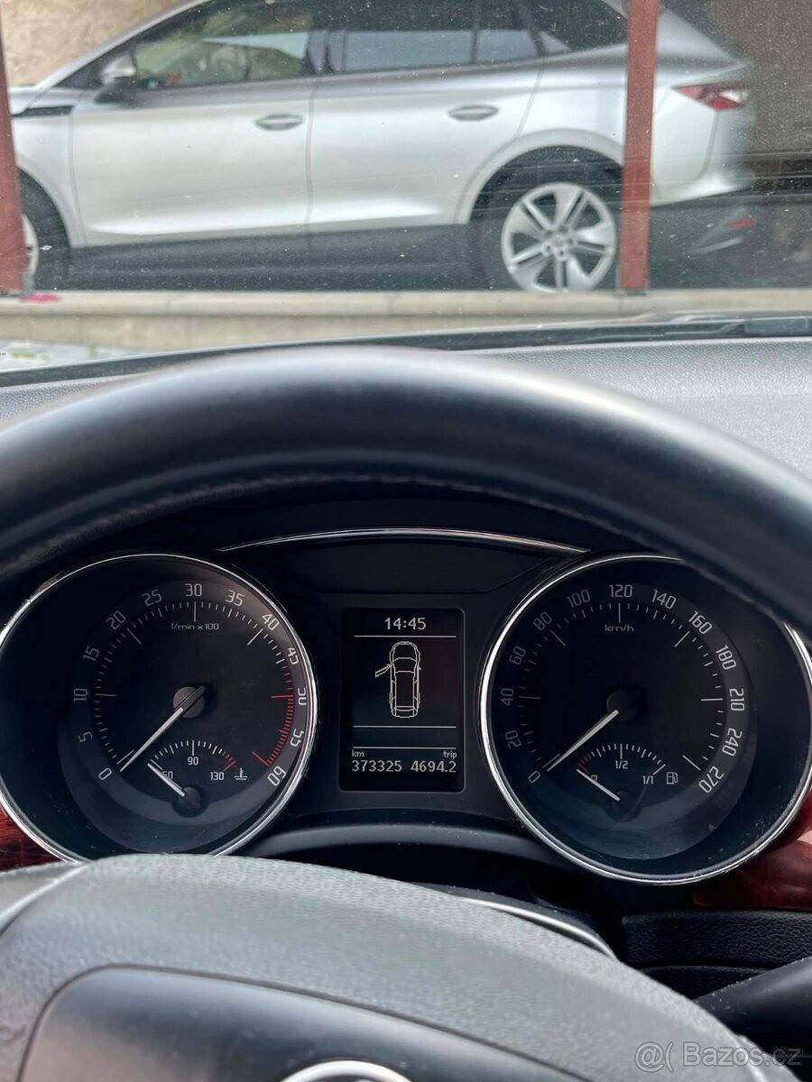 skoda-superb-2-0-tdi-dsg-125-kw-tazne-autom - 8
