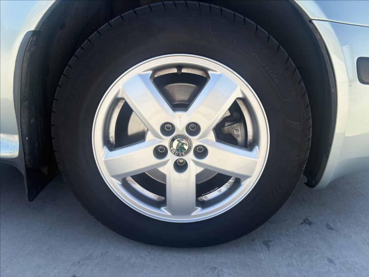 skoda-octavia-1-9-tdi-cr-top-stav-prav-serv - 8