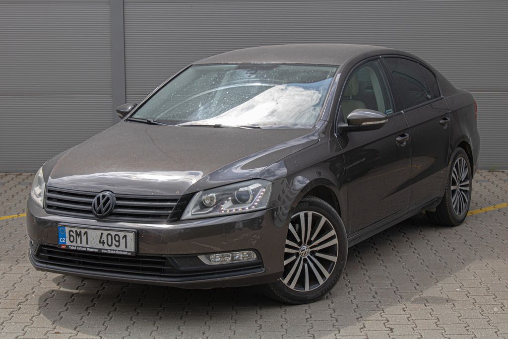 Volkswagen Passat 