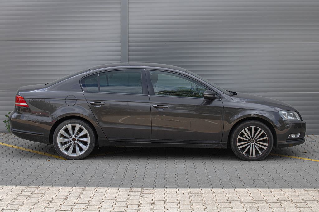 volkswagen-passat - 3