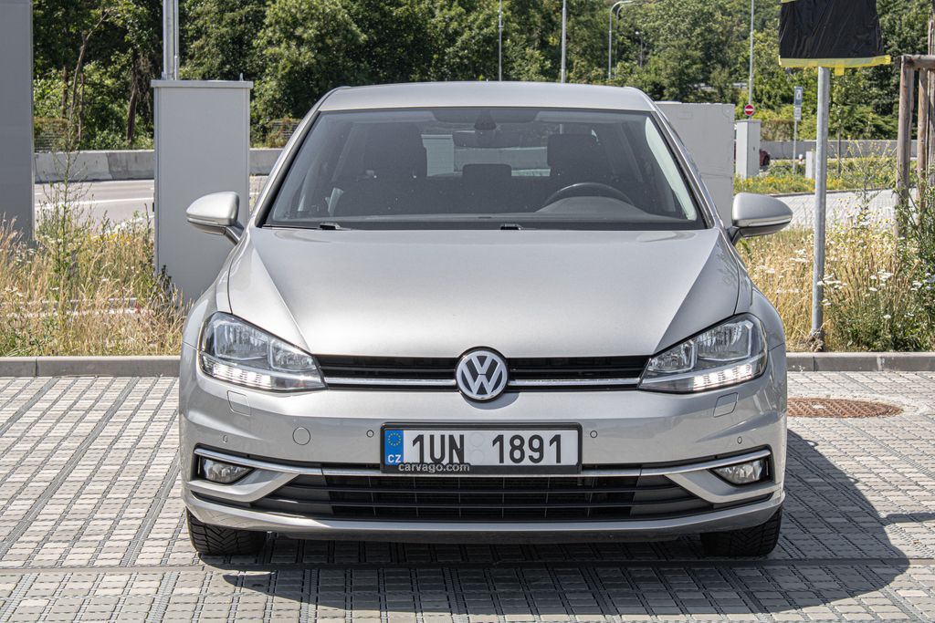 volkswagen-golf - 1