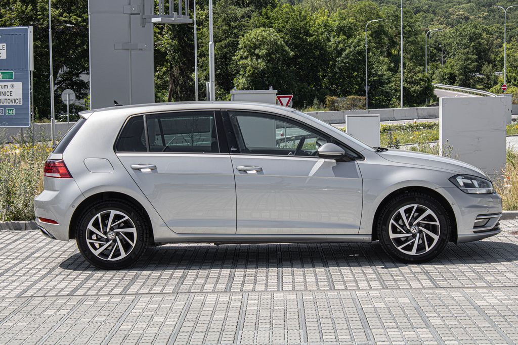 volkswagen-golf - 3