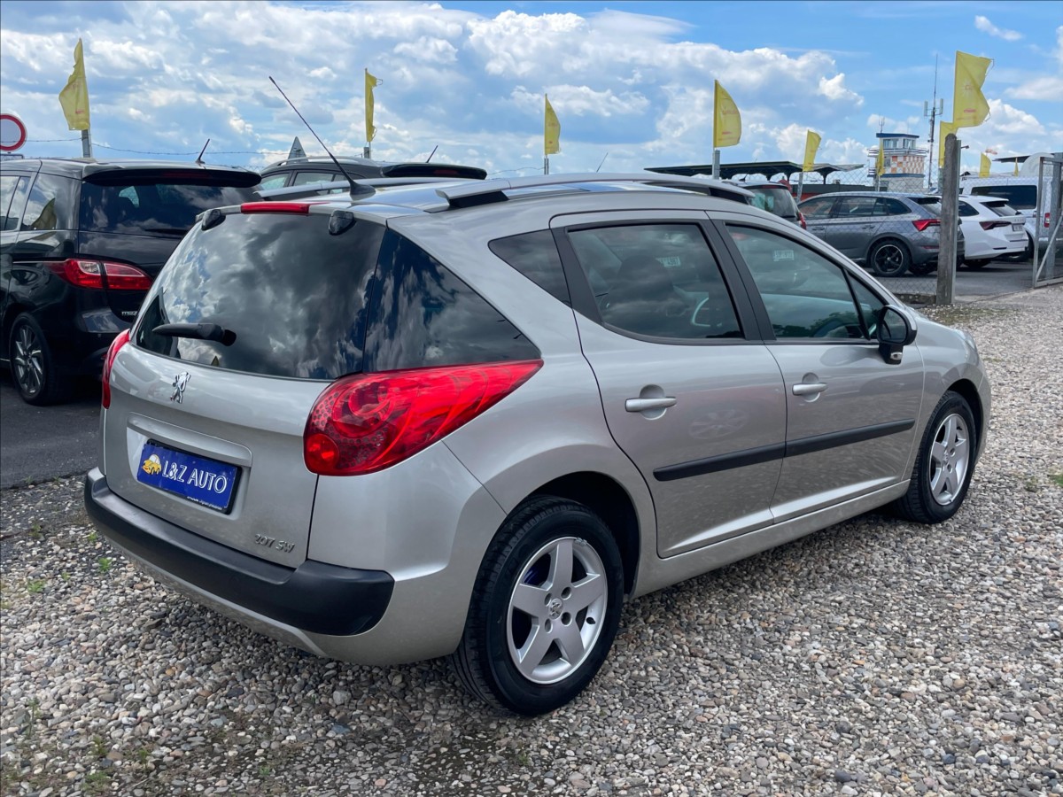 peugeot-207-1-4-i - 5