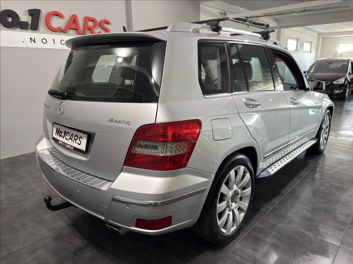 mercedes-benz-glk-2-2-220cdi-automat-bi-xen - 4