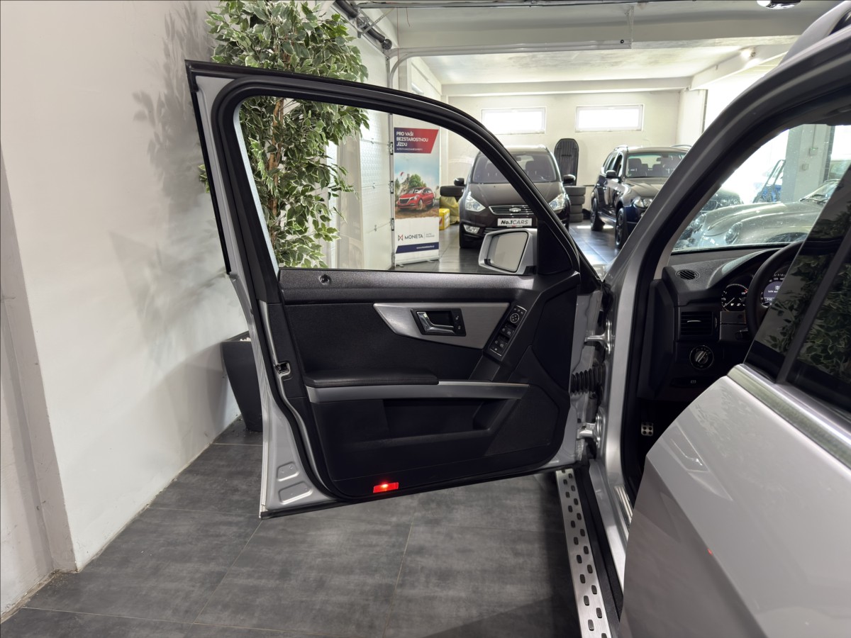 mercedes-benz-glk-2-2-220cdi-automat-bi-xen - 5