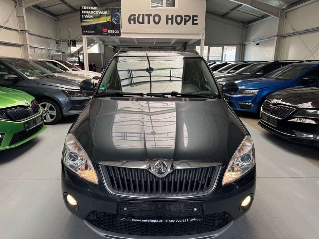 skoda-fabia-kombi-1-2-tsi-dsg-scout - 1