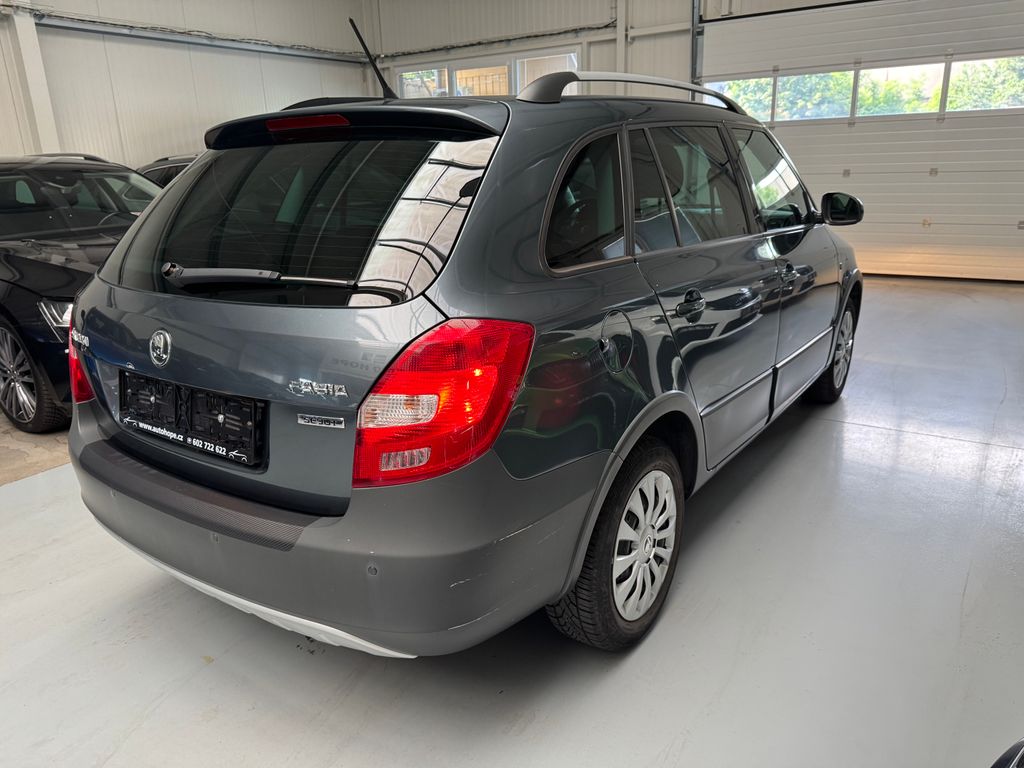 skoda-fabia-kombi-1-2-tsi-dsg-scout - 5