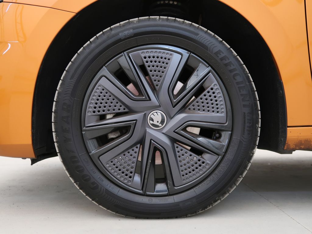 skoda-fabia-1-0tsi-85kw-selection-dsg - 9