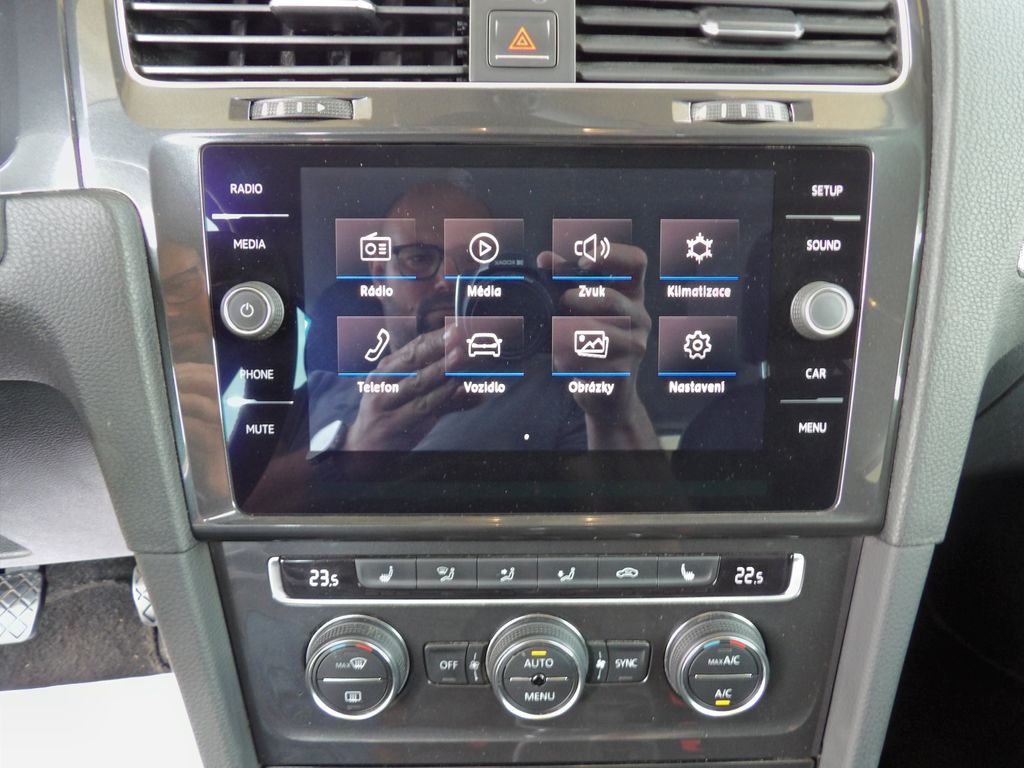 volkswagen-golf-1-0tsi-81kw-autoac-temp-2xpdc - 7