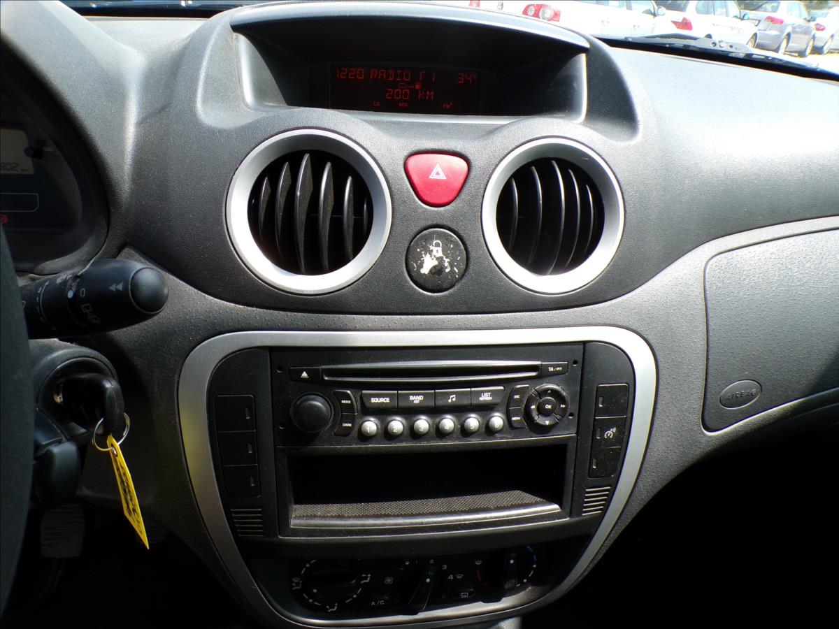 citroen-c3-1-4-i-letni-a-zimni-kola - 8