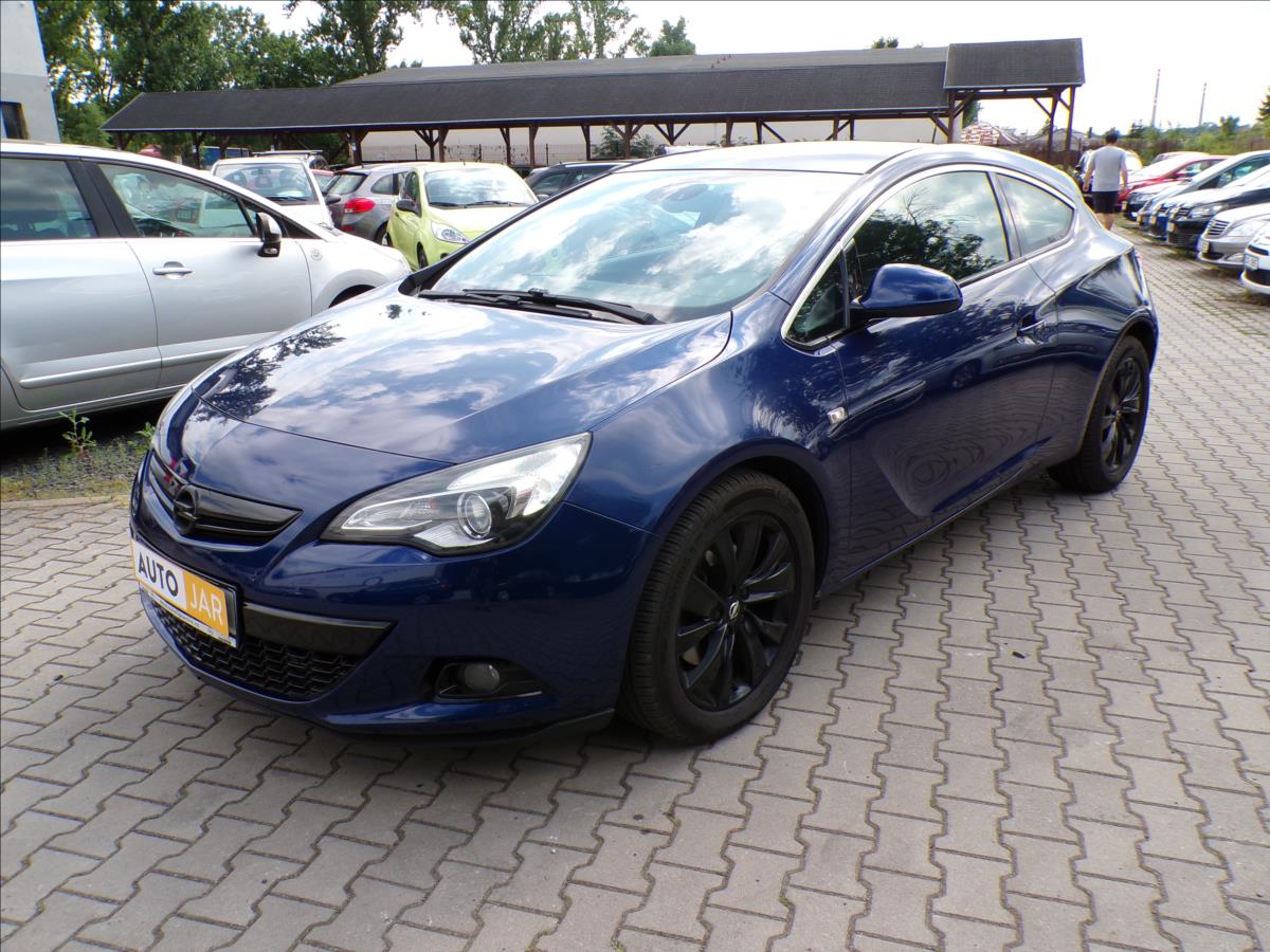 opel-astra-2-0-gtc - 2