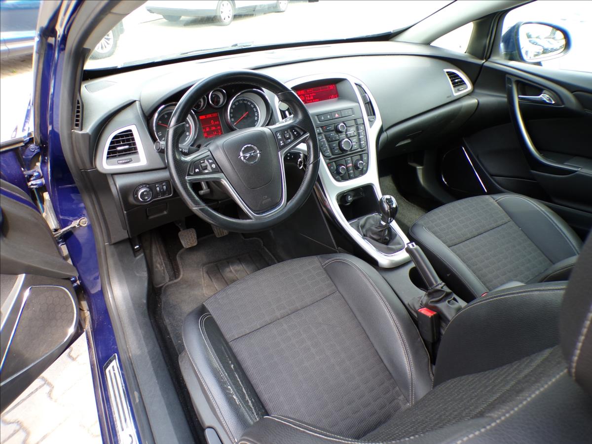 opel-astra-2-0-gtc - 6