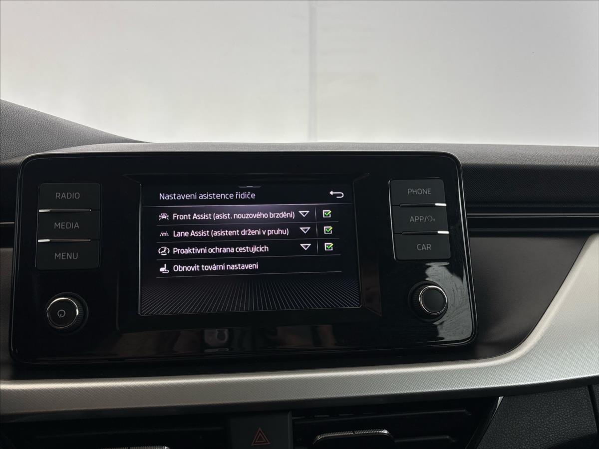 skoda-kamiq-1-0-tsi-ambition - 7