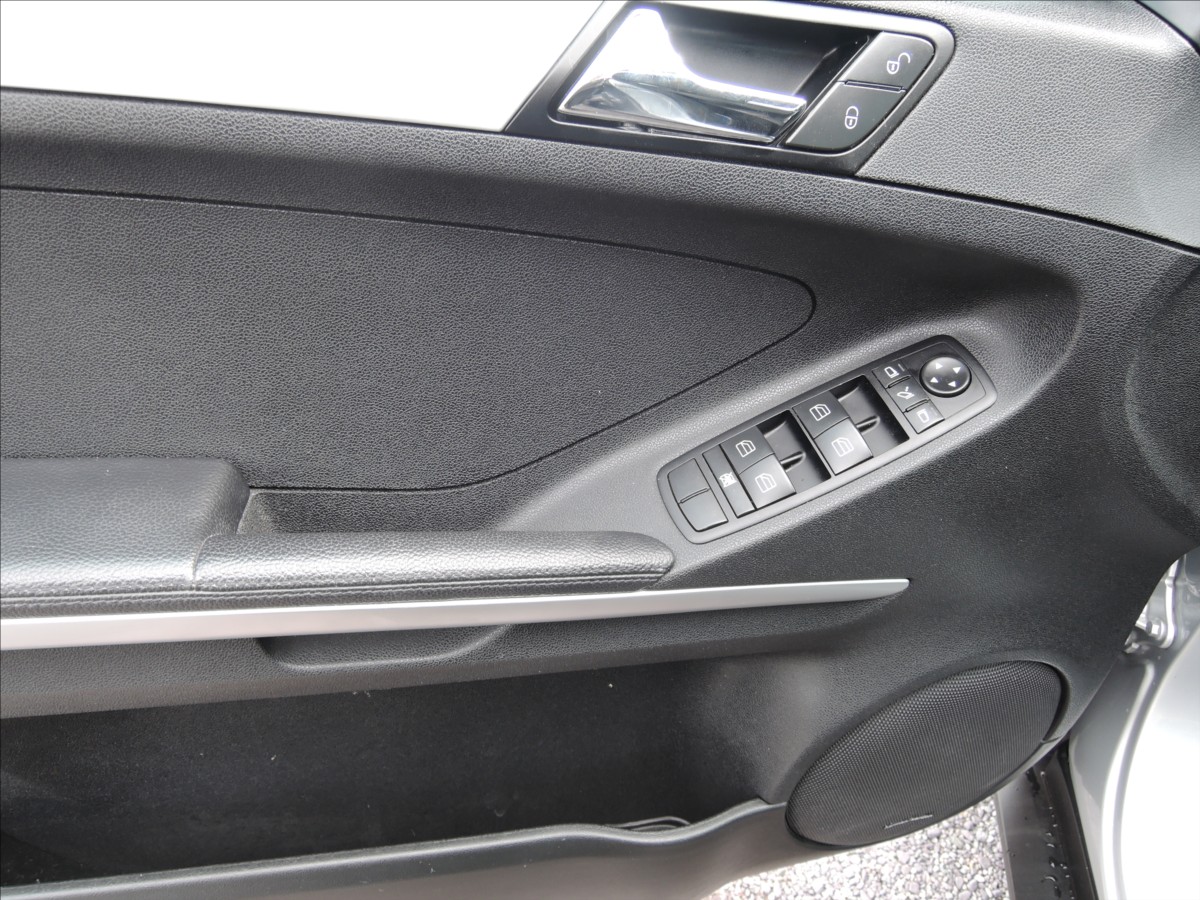 mercedes-benz-tridy-m-3-5-i-v6-aut-118-tkm-4x4 - 9