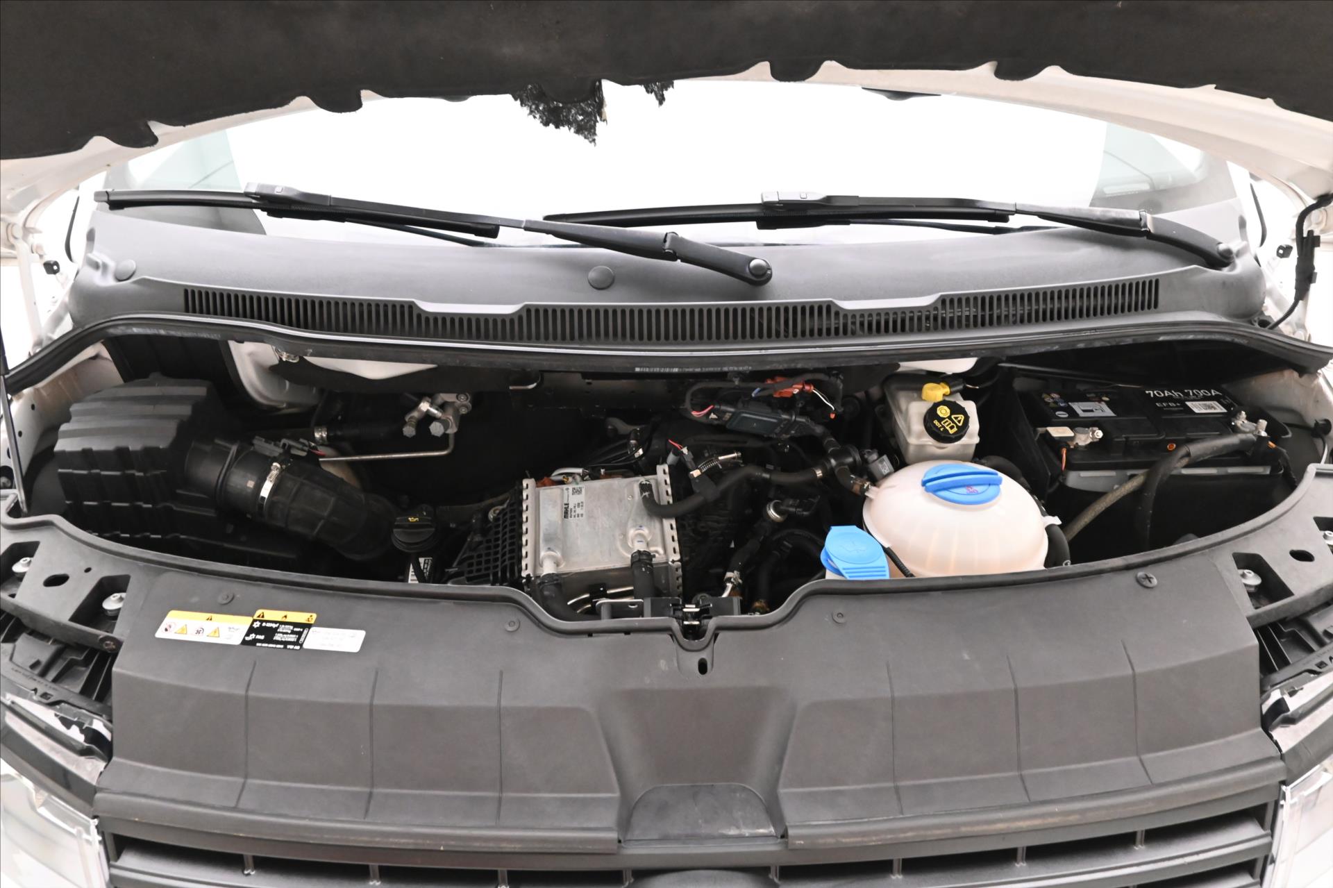 volkswagen-transporter-2-0-tdi-110-kw-ac-manual-navi-zaruka-az-5-let - 8