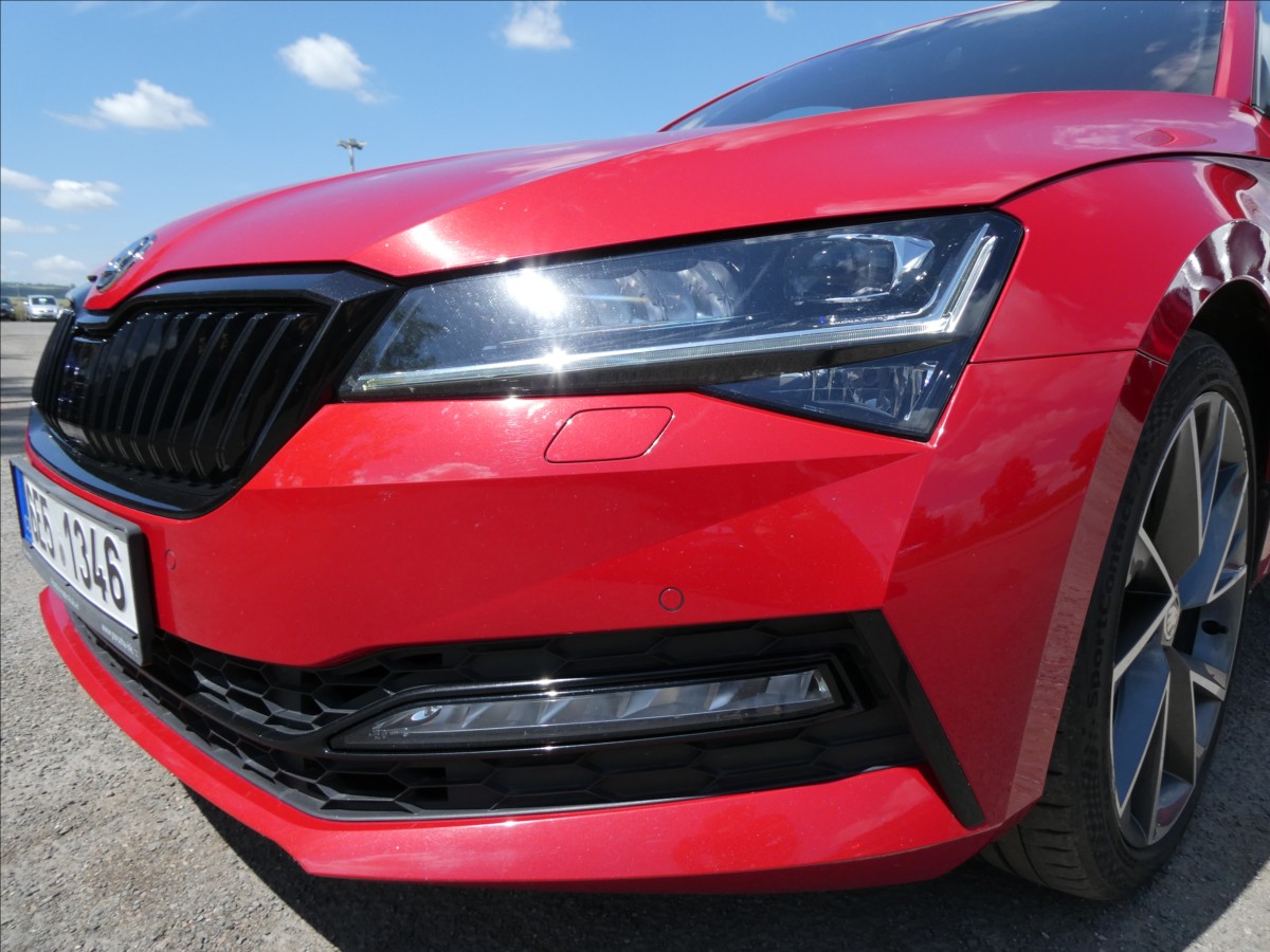 skoda-superb-2-0-tsi-sportline-1maj-webasto - 3
