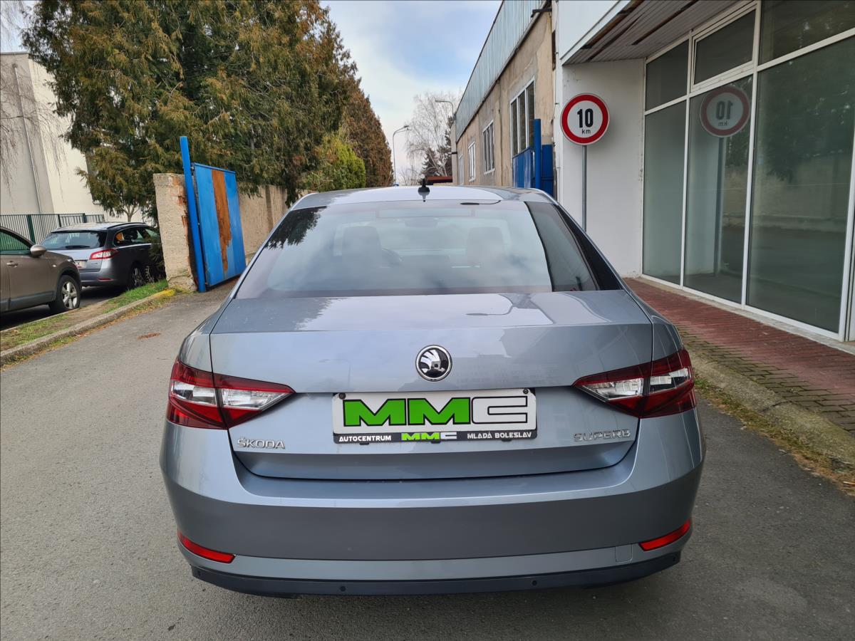 skoda-superb-iii-2-0td-nav-el-kufr-serv - 4