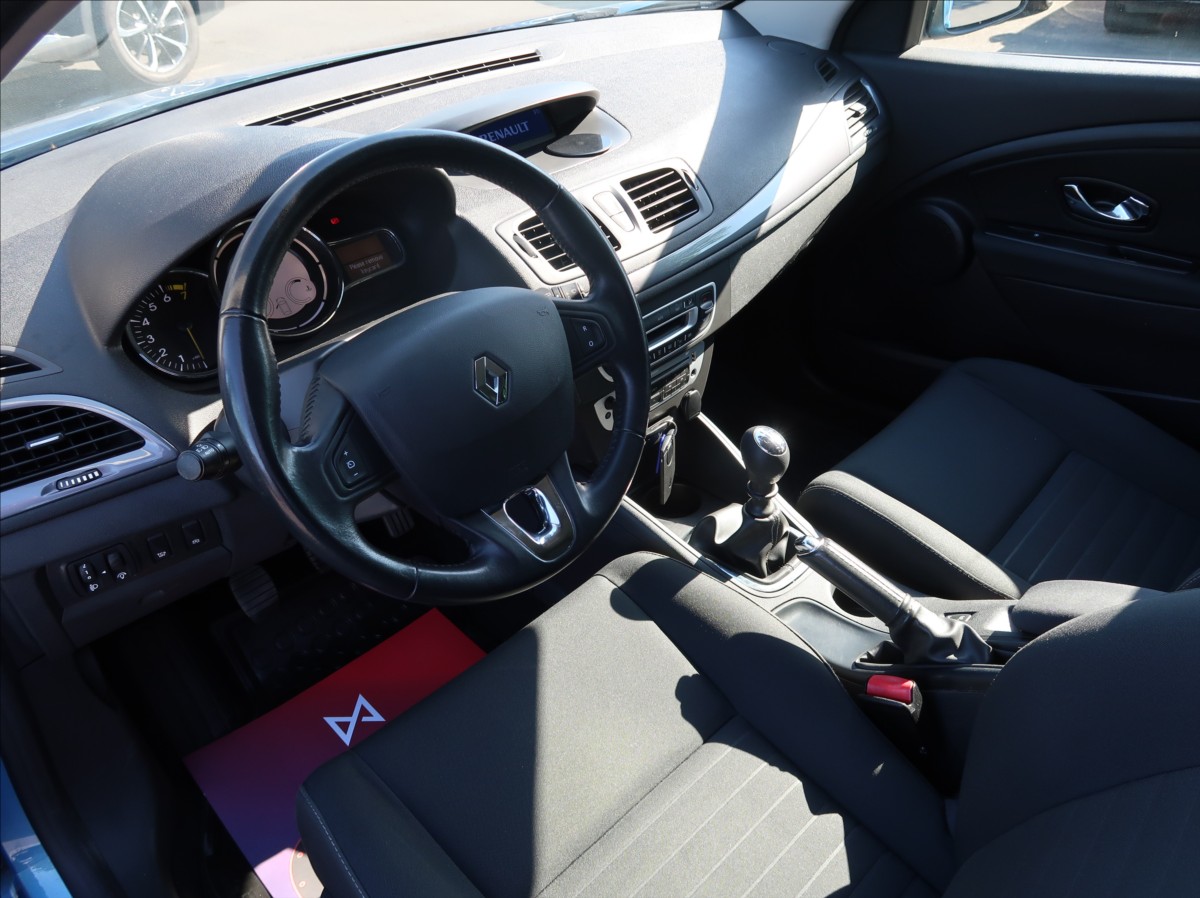 renault-megane-1-2-tce-85kw-1majcr-limited - 8