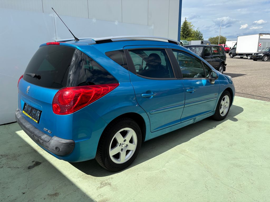 peugeot-207-1-4vti-70kw-klima-vyhrevy - 1