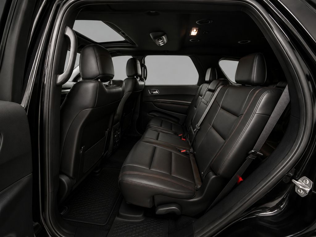 dodge-durango-hemi-gt-premium-tow-n-go - 7
