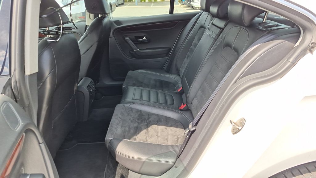 volkswagen-passat-cc-2-0-125-kw-dsg - 9