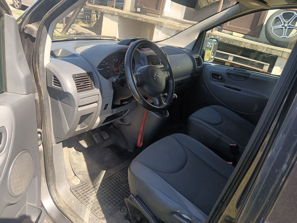 citroen-jumpy-2-0-hdi - 9