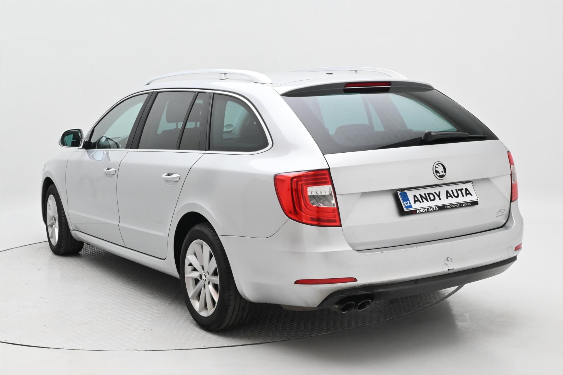 skoda-superb-2-0-tdi-103-kw-ambition-servisni-historie - 6